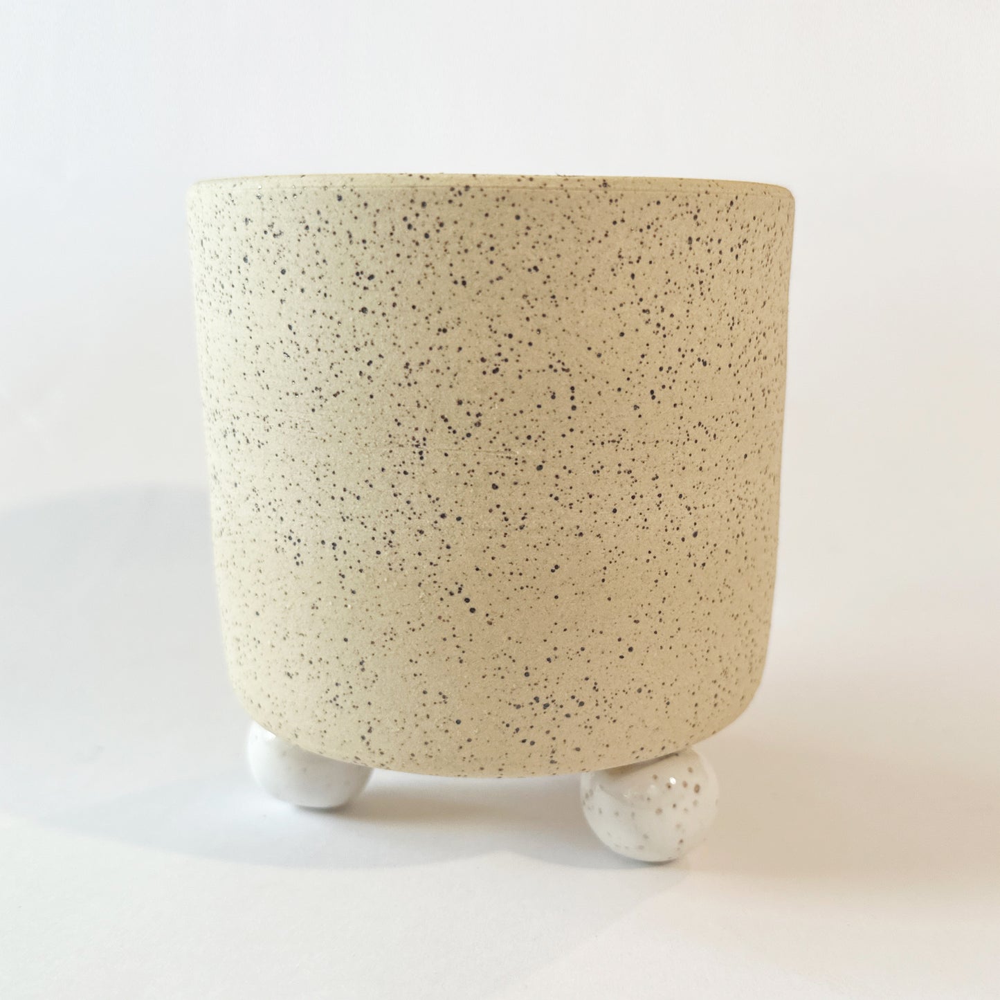 Speckled Planter with Feet