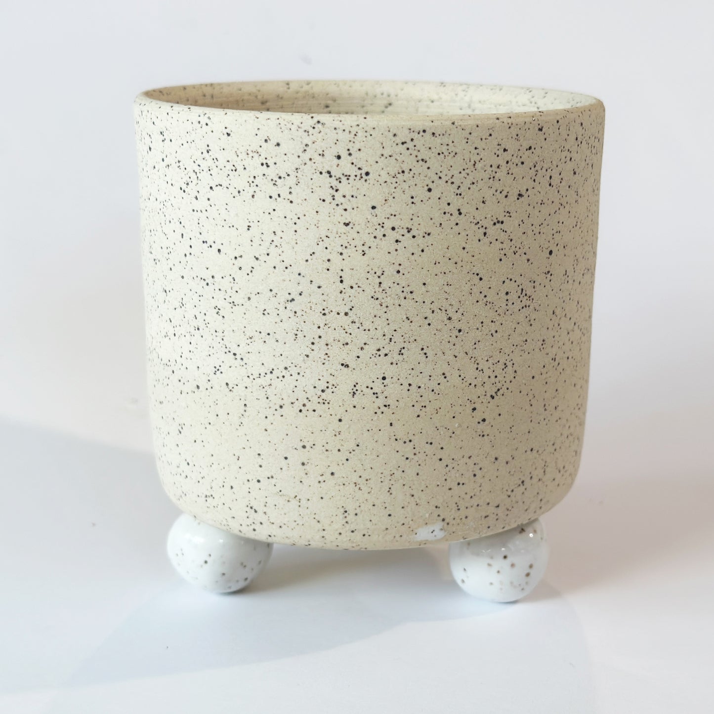 Speckled Planter with Feet
